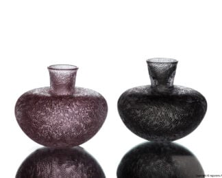 Wide bottom vase , mebuku