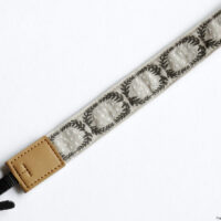 カメラストラップ, WREATH / greige